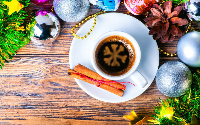 Coffee cinnamon saucer woodland Christmas free wallpaper - medium preview image