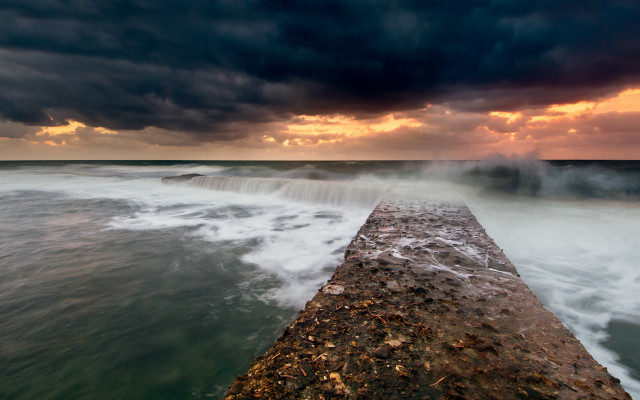 Pier ocean cloudy sky waves free wallpaper - medium preview image