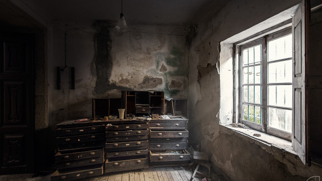Decay library window broken glass free wallpaper - medium preview image