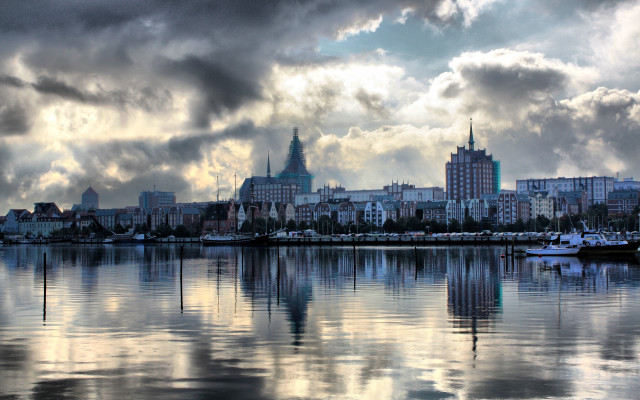 Cityscape waterreflection boat bridge skyline free wallpaper - medium preview image
