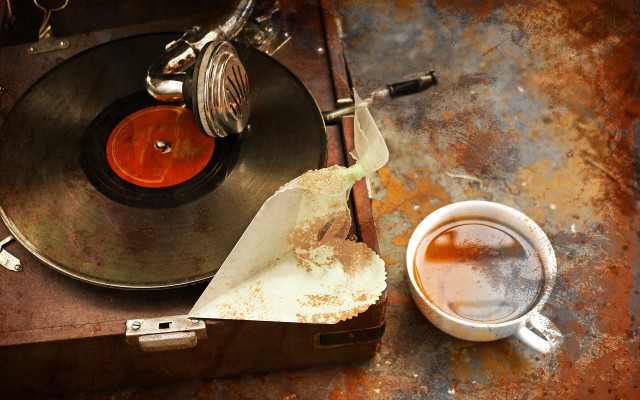 Broken record tea rusted table free wallpaper - medium preview image