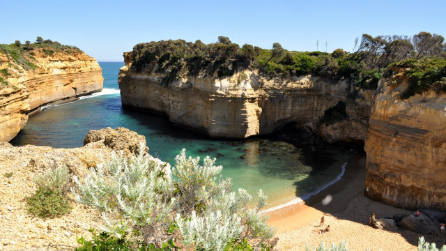 Beach cliff water bridge sky free wallpaper - medium preview image