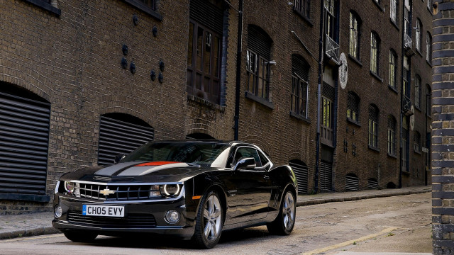Black car street building red free wallpaper - medium preview image