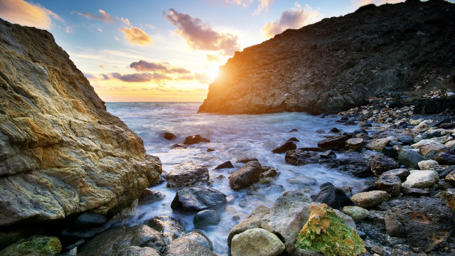 Rocky beach sunset outcropping landscape free wallpaper - medium preview image