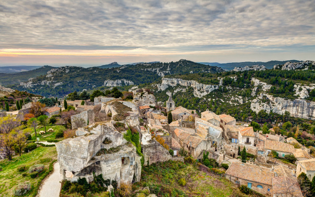 Mountain village valley path castle free wallpaper - medium preview image