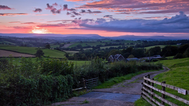 Dirt road hill sunset field free wallpaper - medium preview image