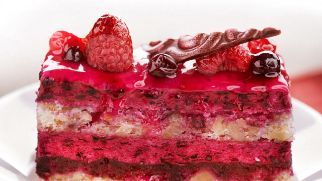 Cake raspberries chocolate plate fork #2 free wallpaper - medium preview image