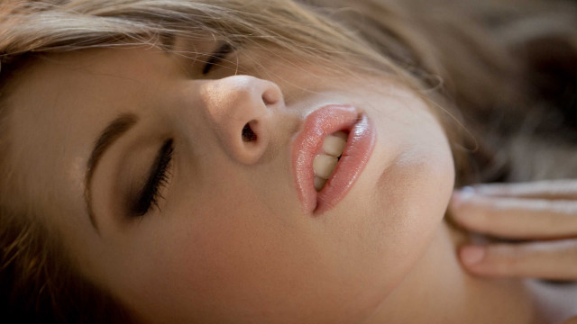 Woman resting blurry background photorealistic free wallpaper - medium preview image