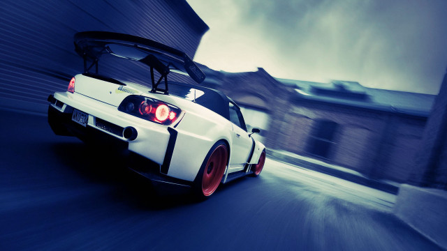 White car motion blur ocean free wallpaper - medium preview image