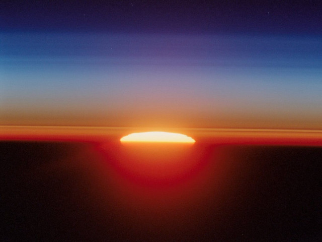 Bright sunset blue sky horizon free wallpaper - medium preview image