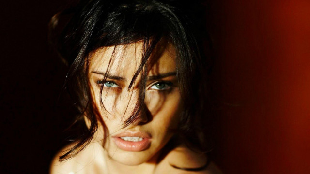 Woman blueeyes bangs blackhair gothic free wallpaper - medium preview image