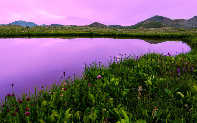 Pond green mountains purple sky free wallpaper - medium preview image