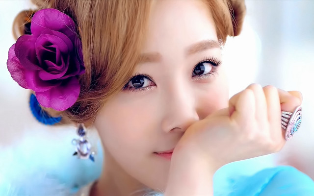 Woman flower ring blue eyes #2 free wallpaper - medium preview image