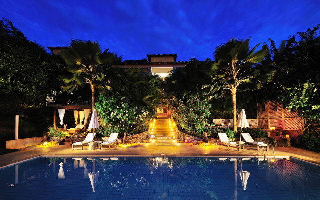 Night pool walkway buildings lights free wallpaper - medium preview image