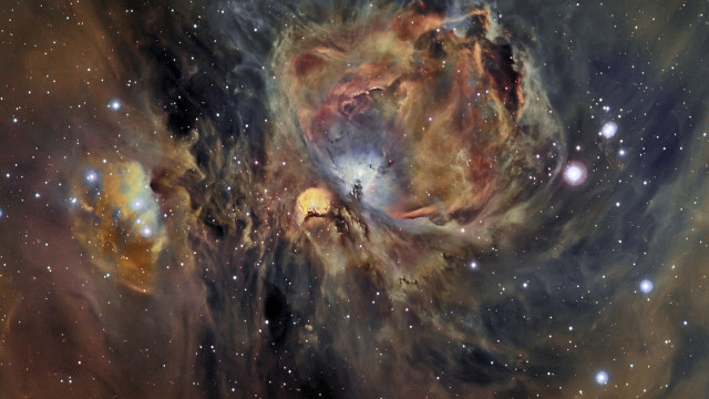 Large star cluster astronaut aurora free wallpaper - medium preview image
