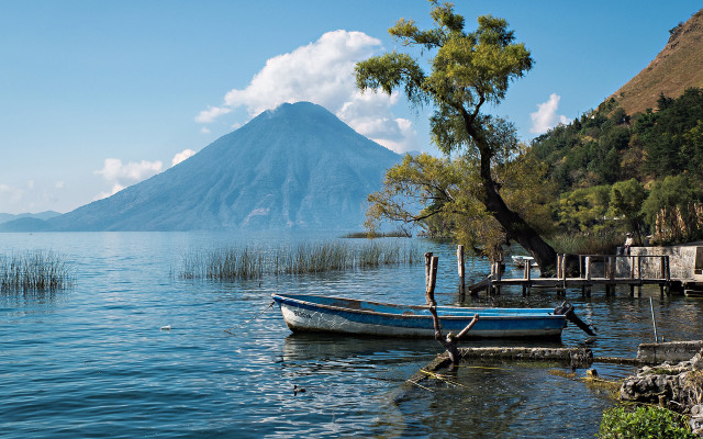 Mountain lake dock boat tree free wallpaper - medium preview image