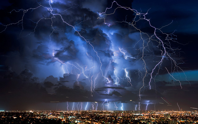 Lightning cloud city night thunderstorm free wallpaper - medium preview image