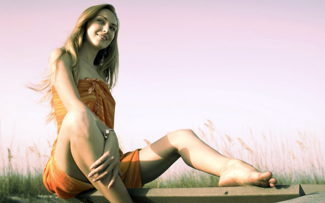 Woman dress ledge grass pink free wallpaper - medium preview image