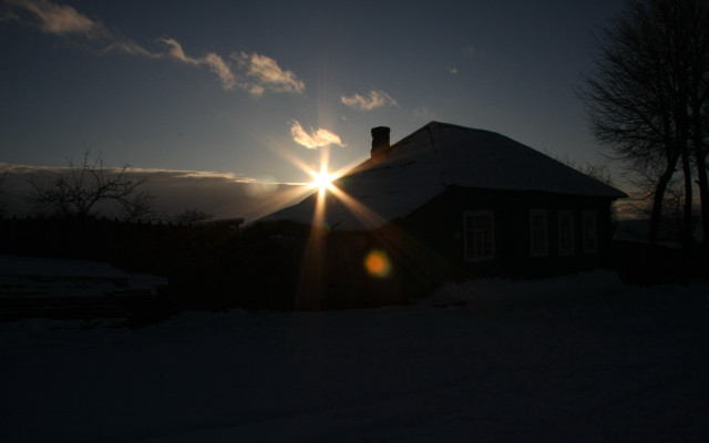 Snowy house sunshine clouds mountain free wallpaper - medium preview image