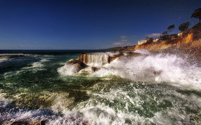 Wave rocks beach sunny sky free wallpaper - medium preview image