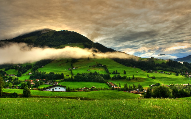 Green valley mountain cloud lake free wallpaper - medium preview image