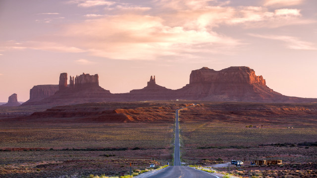Desert road mountain sky cityscape free wallpaper - medium preview image