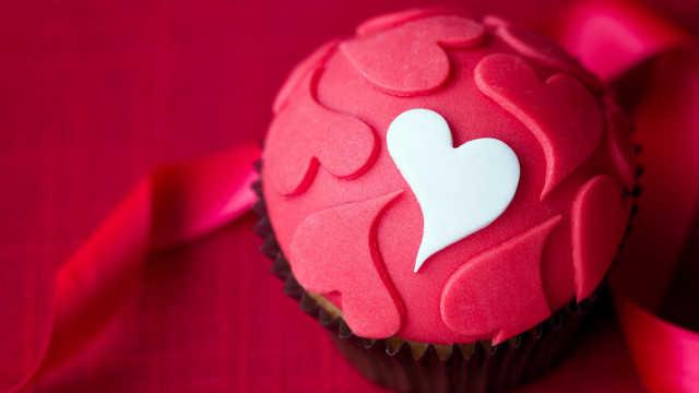 Cupcake heart pink ribbon romantic #2 free wallpaper - medium preview image