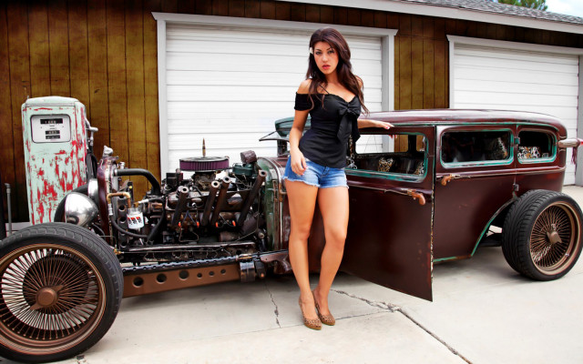 Woman car hood up dieselpunk free wallpaper - medium preview image