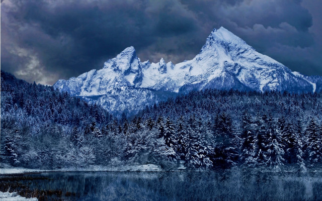 Mountain lake snow trees aurora free wallpaper - medium preview image