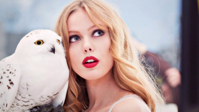 Woman owl shoulder red lip free wallpaper - medium preview image