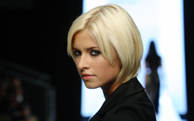 Blonde bob black outfit portrait free wallpaper - medium preview image