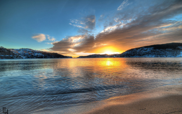 Sunset lake mountains water boat free wallpaper - medium preview image