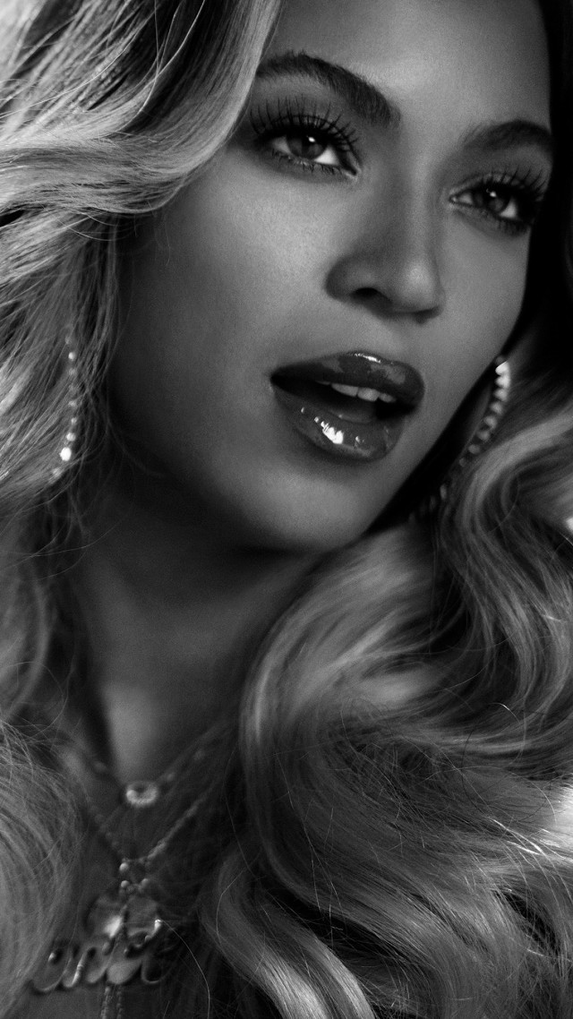 Blonde goddess necklace diamond blackwhite free wallpaper - medium preview image