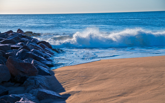 Wave rocks beach sunshine ocean free wallpaper - medium preview image