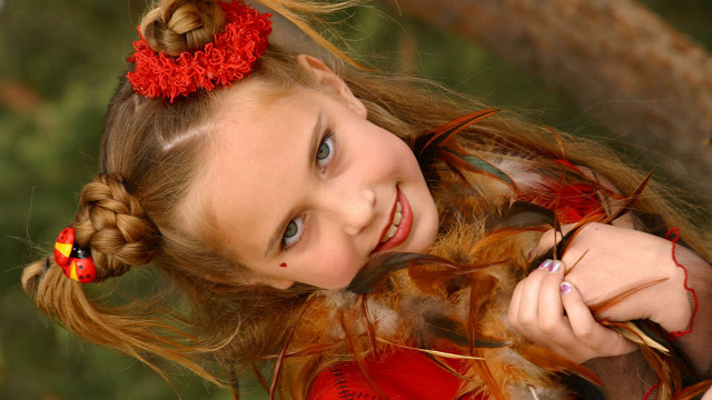 Young girl red flower smile free wallpaper - medium preview image
