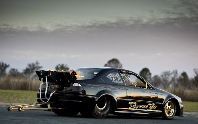 Flat tire car cow sparks free wallpaper - medium preview image