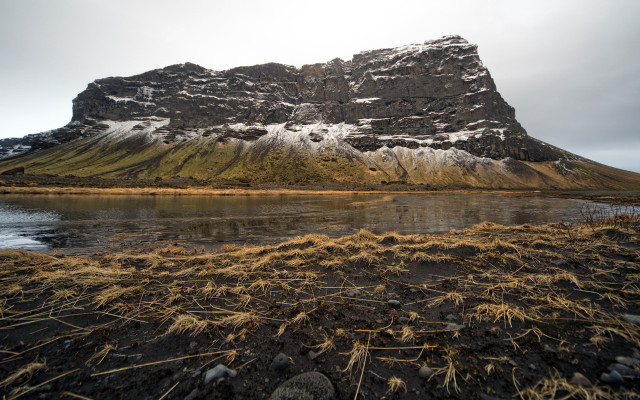 Mountain lake snowy background landscape free wallpaper - medium preview image