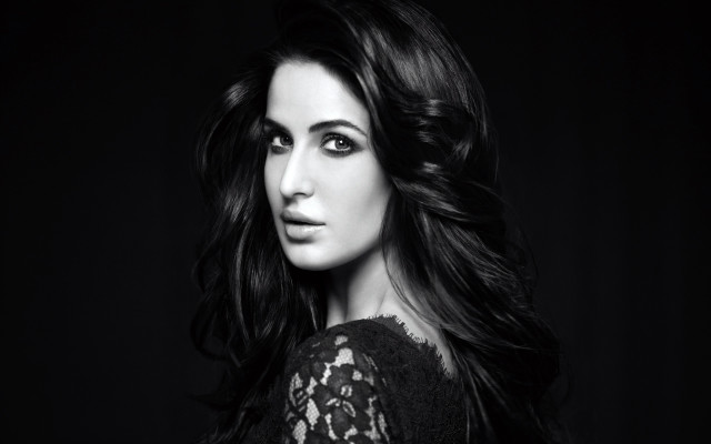 Woman blackdress blackbackground blackwhite longhair free wallpaper for desktop - medium preview image