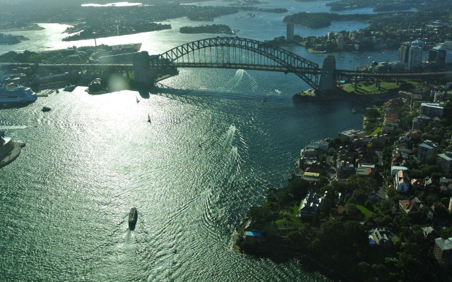 Bridge city water boat sky free wallpaper - medium preview image