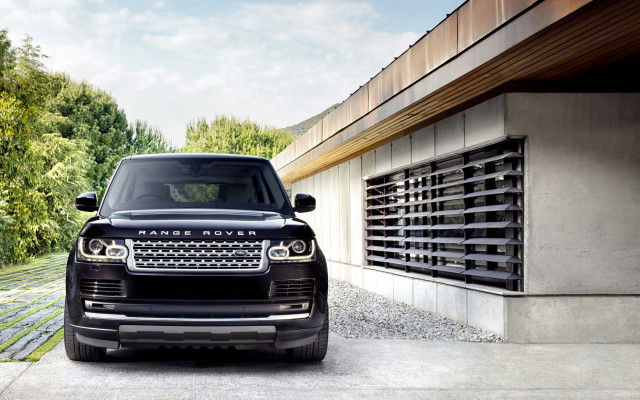 Black range rover outdoor scenery free wallpaper - medium preview image