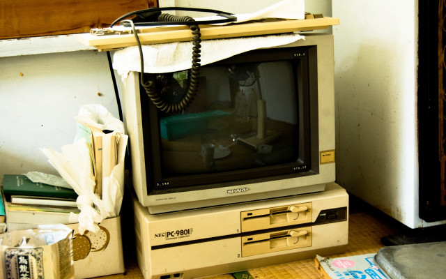 Small tv wooden shelf wall free wallpaper - medium preview image