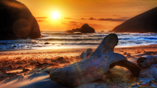 Beach rock sunset ocean clouds free wallpaper for desktop - medium preview image