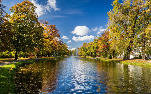River park autumn leaves impressionist free wallpaper - medium preview image