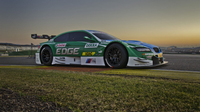Green race car sunset tilt free wallpaper - medium preview image