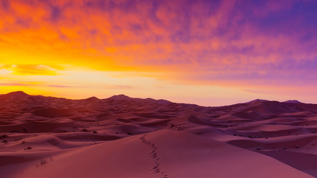 Sunset desert trail mountain purple free wallpaper - medium preview image