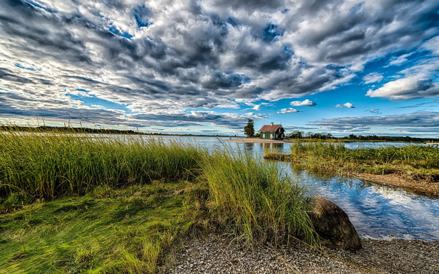Island house lake cloudy sky free wallpaper - medium preview image