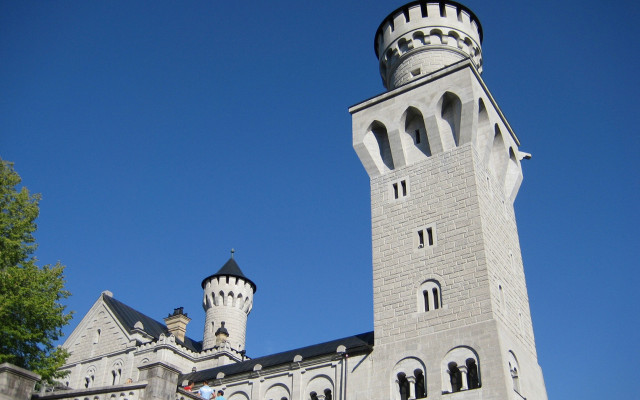 White building clock tower flag free wallpaper - medium preview image
