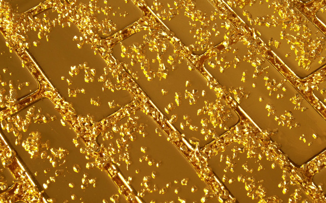 Gold flakes autumn city fire free wallpaper for desktop - medium preview image
