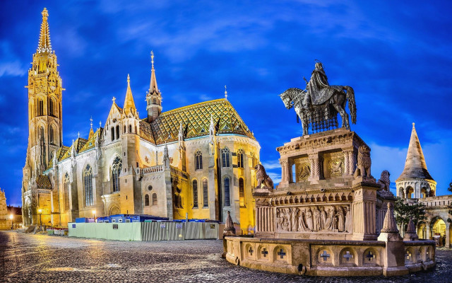 Cathedral statue night gothic neo free wallpaper - medium preview image