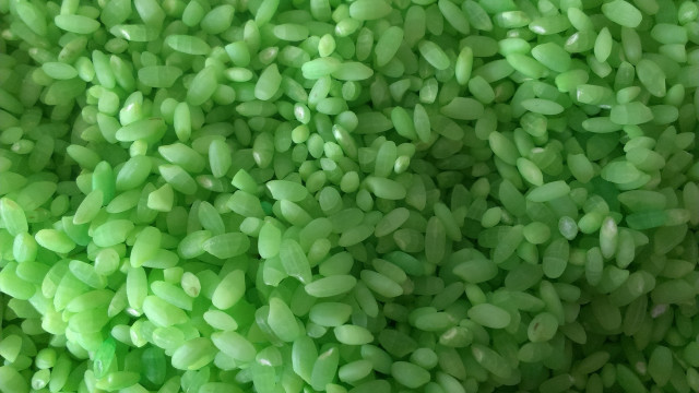 Green seeds cooked silk leaf free wallpaper - medium preview image
